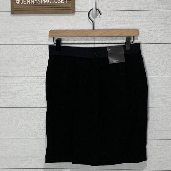 ❤️HP❤️ NWT Banana Republic Black Skirt Size 2 - Picture 2 of 4